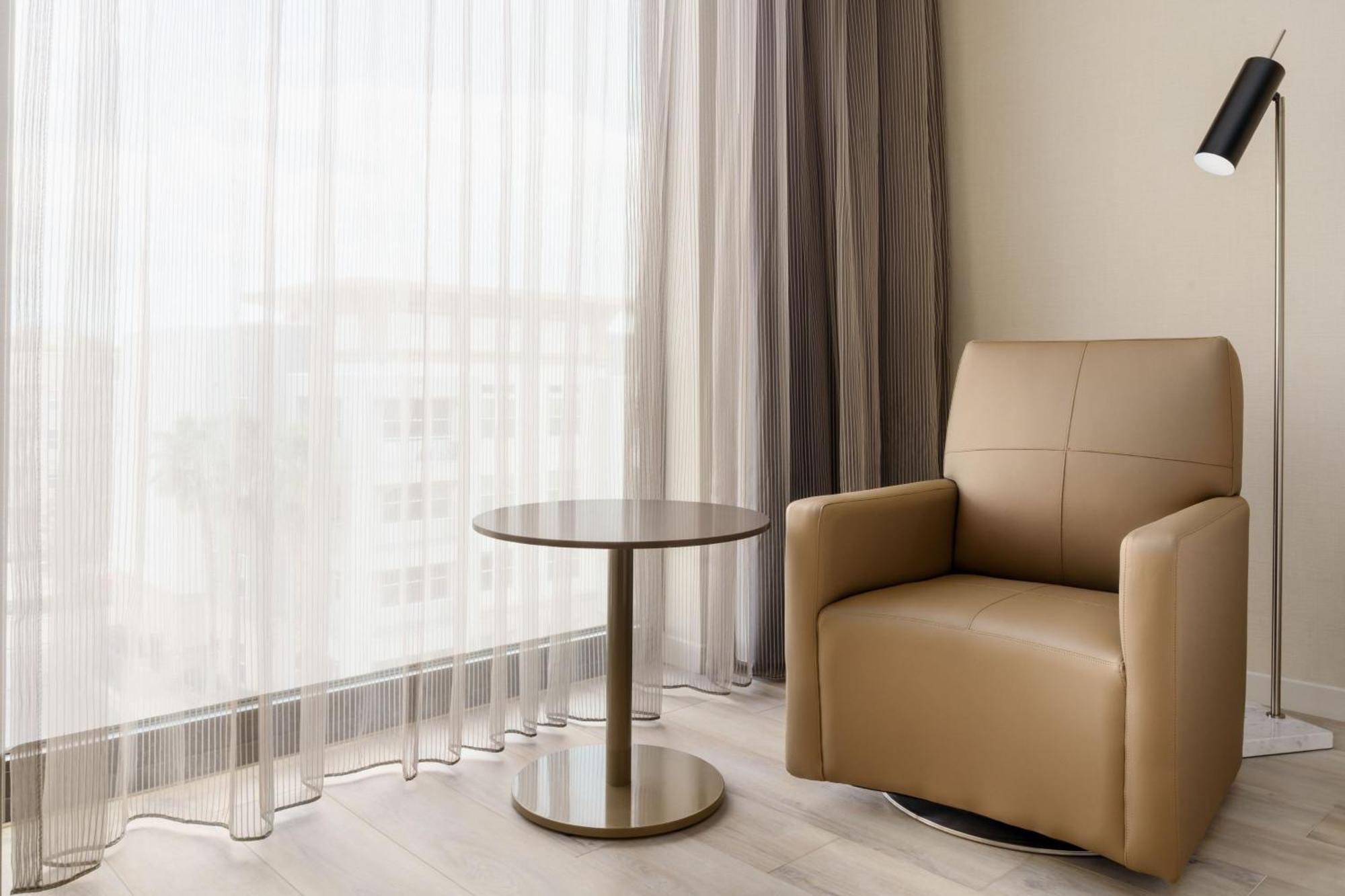 Ac Hotel By Marriott Jacksonville St Johns Town Center Exteriör bild
